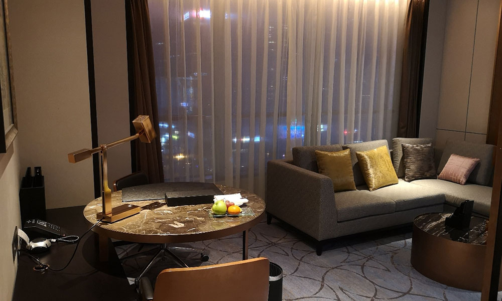 酒店家具，其關鍵是表面的面板挑選